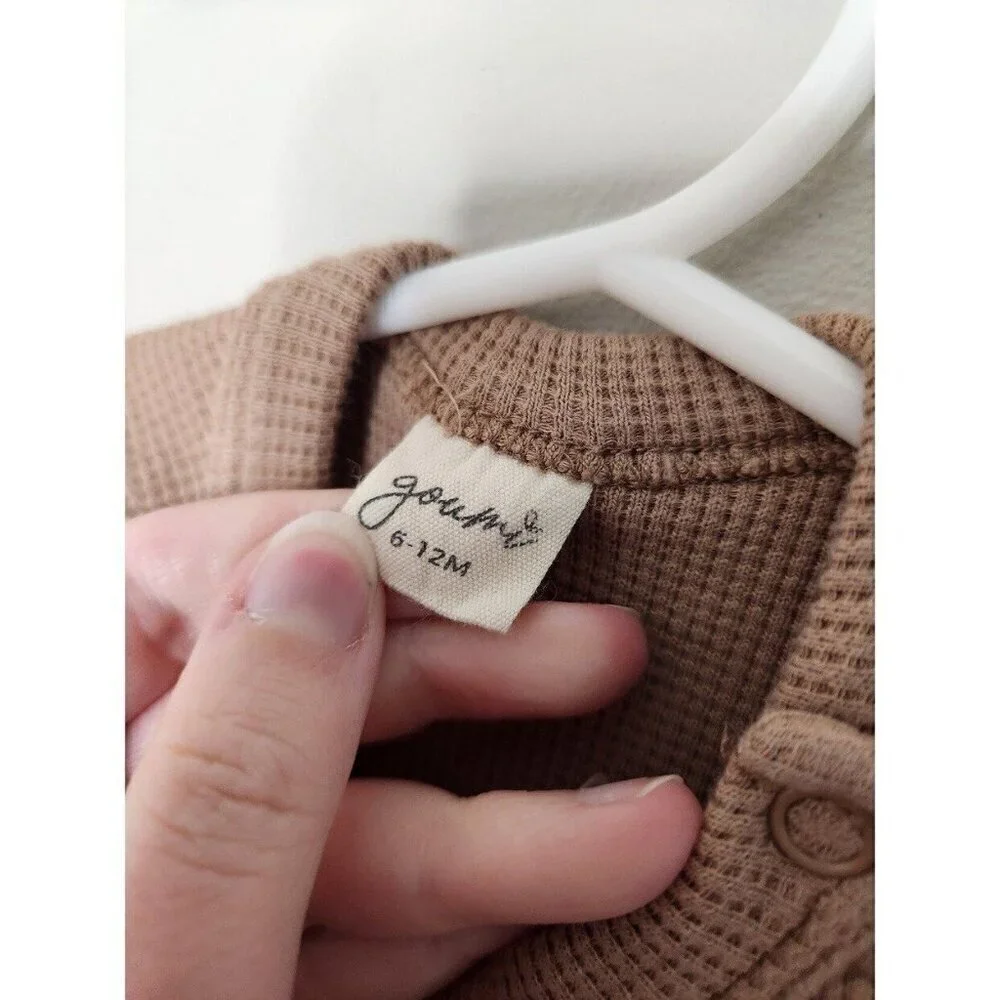GOUMI Tan Onesie